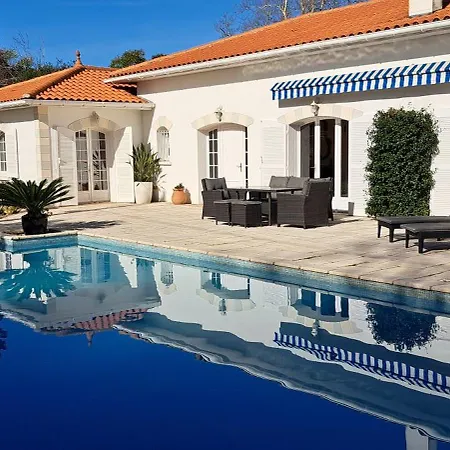 Basque - - 6/7 Personnes - Piscine
