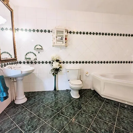 Basque - - 6/7 Personnes - Piscine بايون
